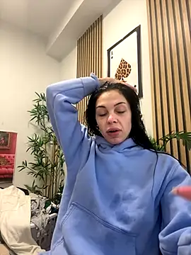 NattyFierros online show from 11-18-25, 09:07