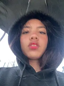 Snapshot of Boypolla11 chatting on 11-29-25, 11:21 Boypolla11 online show from 11-29-25, 11:21