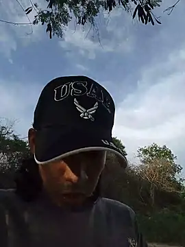 Snapshot of Boypolla11 chatting on 06-20-26, 10:37 Boypolla11 online show from 06-20-26, 10:37