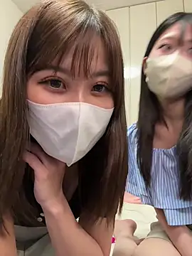 Snapshot of ManaMi-maru chatting on 06-21-26, 04:46 ManaMi-maru online show from 06-21-26, 04:46