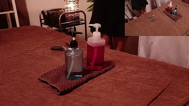 ManaMi-maru online show from 10-12-25, 12:39