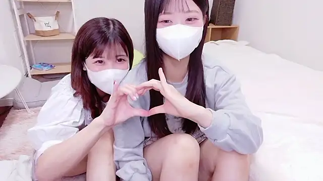 ManaMi-maru online show from 10-13-25, 10:50