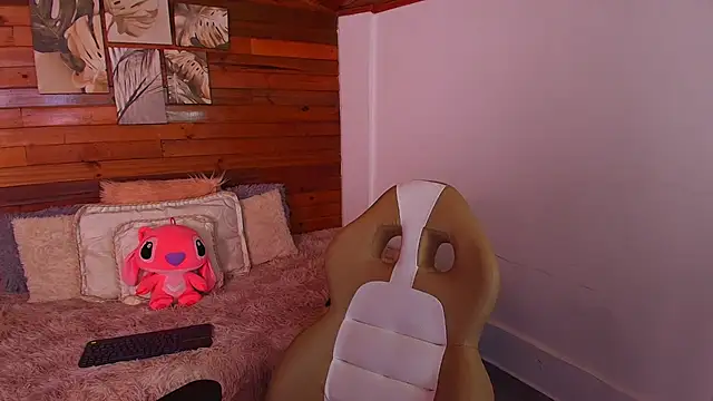 amber curly online show from 12-02-25, 09:05