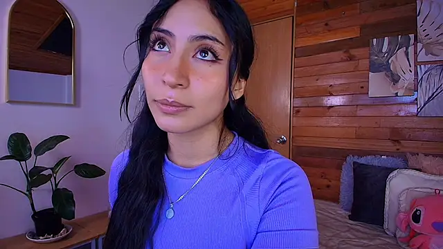 amber curly online show from 04-15-26, 06:12