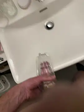 Snapshot of oneeight28 chatting on 01-12-26, 01:51 oneeight28 online show from 01-12-26, 01:51