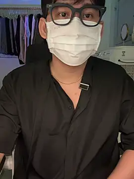 Snapshot of MinhTuanLive chatting on 03-14-25, 06:07 MinhTuanLive online show from 03-14-25, 06:07