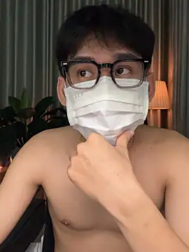 Snapshot of MinhTuanLive chatting on 02-28-26, 02:06 MinhTuanLive online show from 02-28-26, 02:06