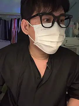 Snapshot of MinhTuanLive chatting on 03-14-25, 11:56 MinhTuanLive online show from 03-14-25, 11:56