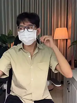 Snapshot of MinhTuanLive chatting on 03-26-26, 12:14 MinhTuanLive online show from 03-26-26, 12:14