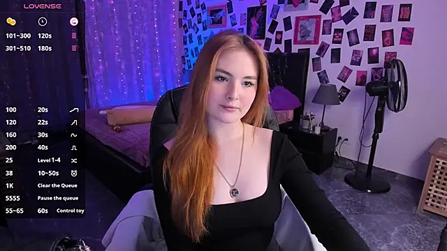 BellaTorne  online show from 03-11-25, 03:45