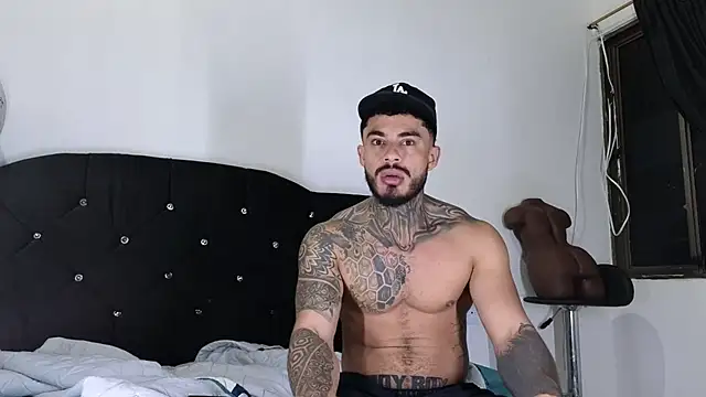 john cartter1 online show from 09-18-25, 11:02