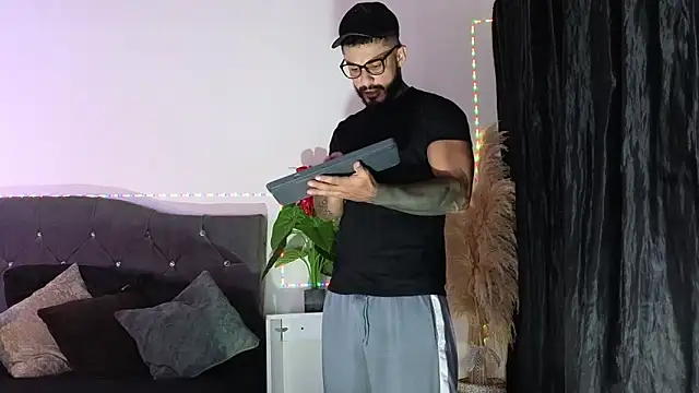 john cartter1 online show from 04-05-26, 12:12