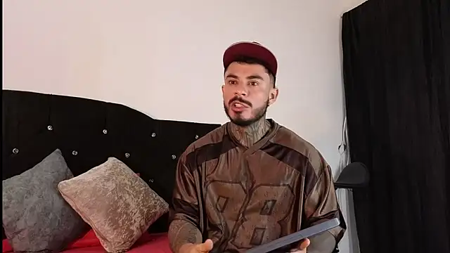 john cartter1 online show from 10-13-25, 11:01