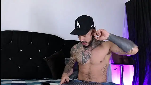 john cartter1 online show from 09-20-25, 11:04