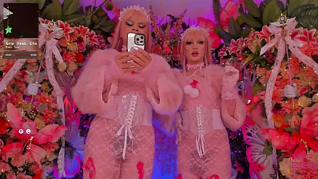 AlisonSharon online show from 04-19-26, 03:51