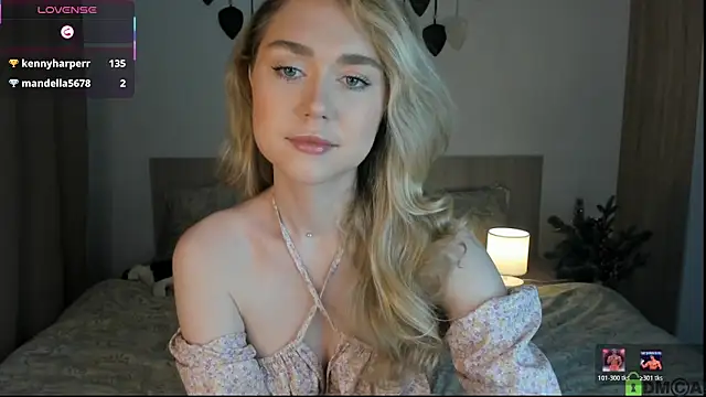 TheVanessaMaes online show from 12-21-25, 04:47