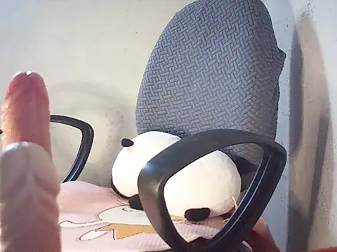 Haralushiaaax online show from 04-17-26, 12:46