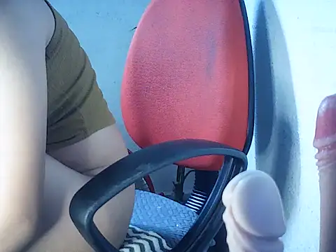 Haralushiaaax online show from 11-06-25, 02:04