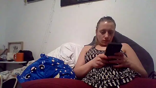 Juicelip online show from 12-20-25, 05:10