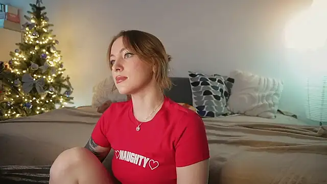 Snapshot of kris69kiss chatting on 12-14-25, 03:39 kris69kiss online show from 12-14-25, 03:39