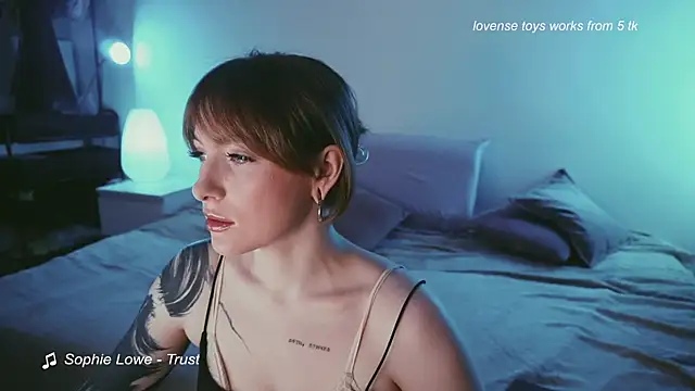 Snapshot of kris69kiss chatting on 11-09-25, 02:32 kris69kiss online show from 11-09-25, 02:32