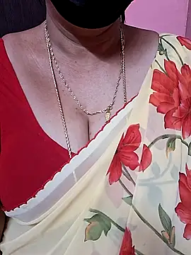 ananya956 online show from 12-17-25, 04:23