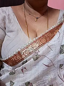 ananya956 online show from 04-27-26, 01:53