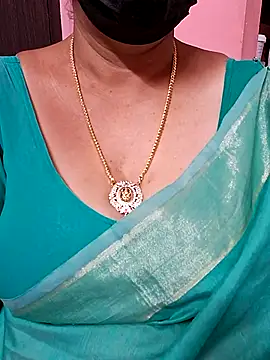 ananya956 online show from 09-10-25, 10:58
