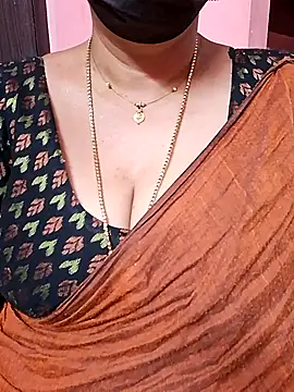 ananya956 online show from 10-27-25, 04:35