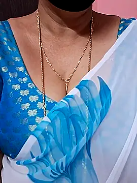 ananya956 online show from 12-18-25, 05:06