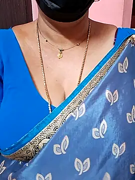 ananya956 online show from 11-18-25, 10:02