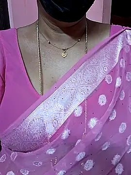 ananya956 online show from 10-28-25, 06:01