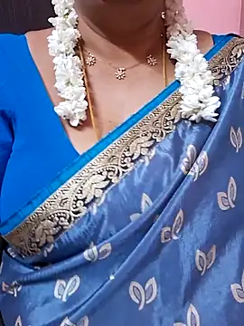 ananya956 online show from 06-10-26, 10:00