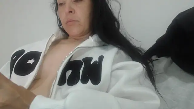 naughthyany16 online show from 11-12-25, 09:13