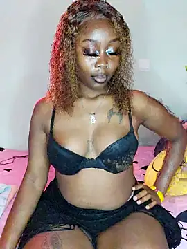 Lyiaspark online show from 11-17-25, 01:37