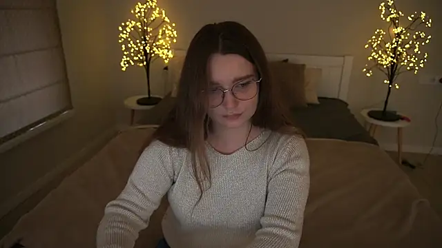 MagicPeachh  online show from 09-24-25, 01:06