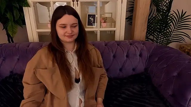 MagicPeachh  online show from 03-30-26, 06:48