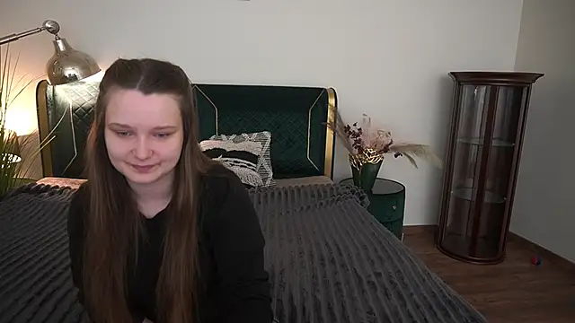 Snapshot of MagicPeachh_ chatting on 06-02-26, 06:24 MagicPeachh online show from 06-02-26, 06:24