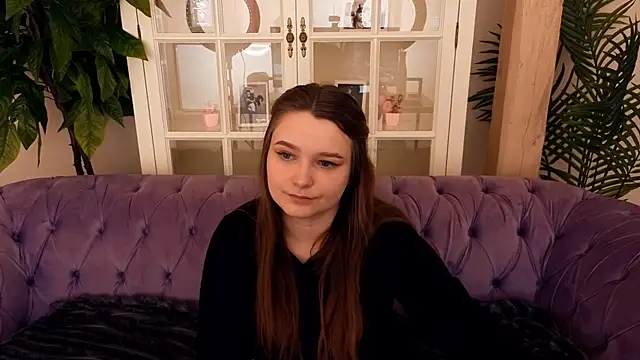 MagicPeachh  online show from 03-27-26, 08:43