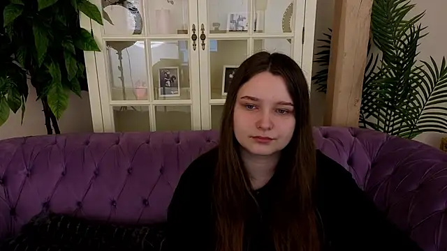 MagicPeachh  online show from 04-03-26, 06:09