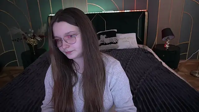 MagicPeachh  online show from 11-27-25, 07:09