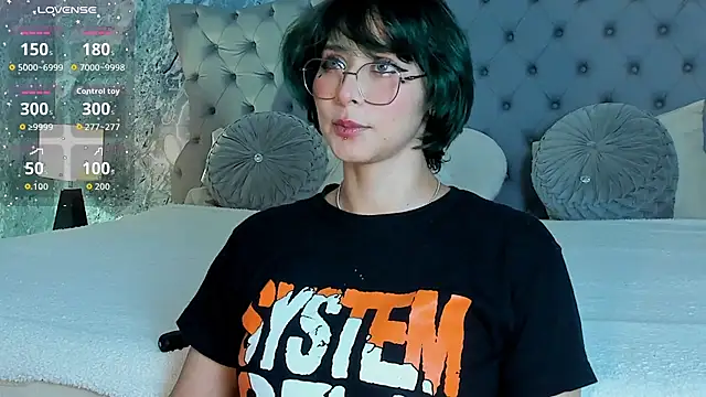 Snapshot of Ramona_Flower chatting on 06-22-26, 11:40 Ramona Flower online show from 06-22-26, 11:40