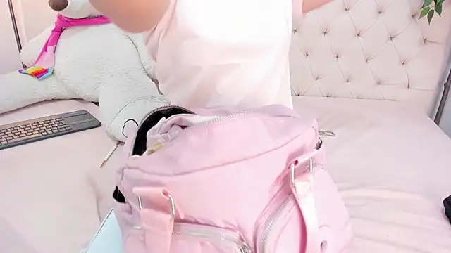 Victoria Coleman online show from 03-13-26, 07:08