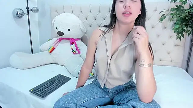 Victoria Coleman online show from 02-13-26, 07:47