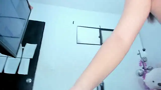 Victoria Coleman online show from 10-15-25, 06:49