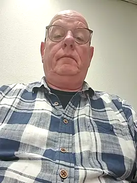 andrejoyfull64 online show from 12-19-25, 07:22