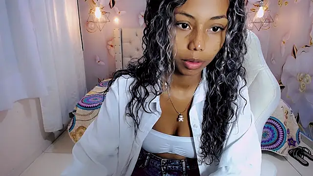 jasmin brunette  online show from 02-21-25, 11:44