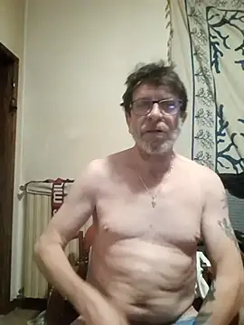 Snapshot of felice66 chatting on 03-18-25, 05:02 felice66 online show from 03-18-25, 05:02