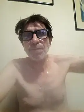 Snapshot of felice66 chatting on 07-07-26, 07:06 felice66 online show from 07-07-26, 07:06