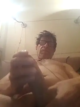 Snapshot of felice66 chatting on 05-21-26, 04:54 felice66 online show from 05-21-26, 04:54